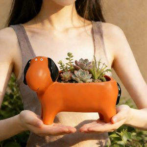 Cute Dog Shaped Succulent Planter Pot, Small Animal Planter for Indoor Plants, Decorative Flower Pot for Home Office Desk Garden, Unique Gift for Plant Lovers